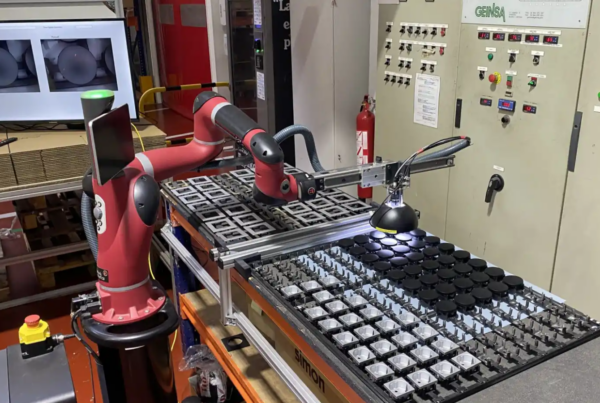 Fotografía del robot que da apoyo a las personas con discapacidad para desempeñar sus tareas en su puesto de trabajo