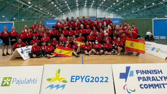 Fotografía del equipo español que ha participado en los juegos Paralímpicos Europeos de la Juventud