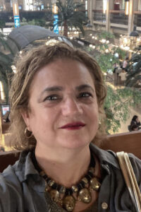 Chele Esteve. Profesor de diseño y directora de la Cátedra