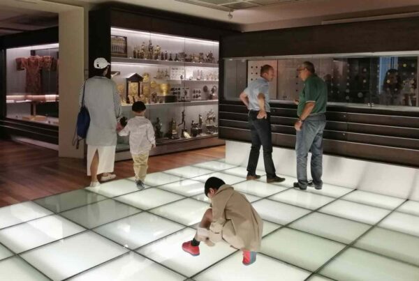 Fotografía de una de las salas del museo, con diferentes medidas integradas para garantizar su accesibilidad